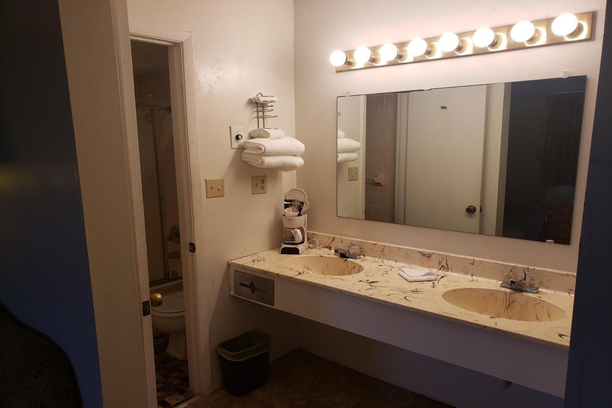 Oyo Hotel Whitely City Hwy 27 Ky Whitley City Eksteriør bilde